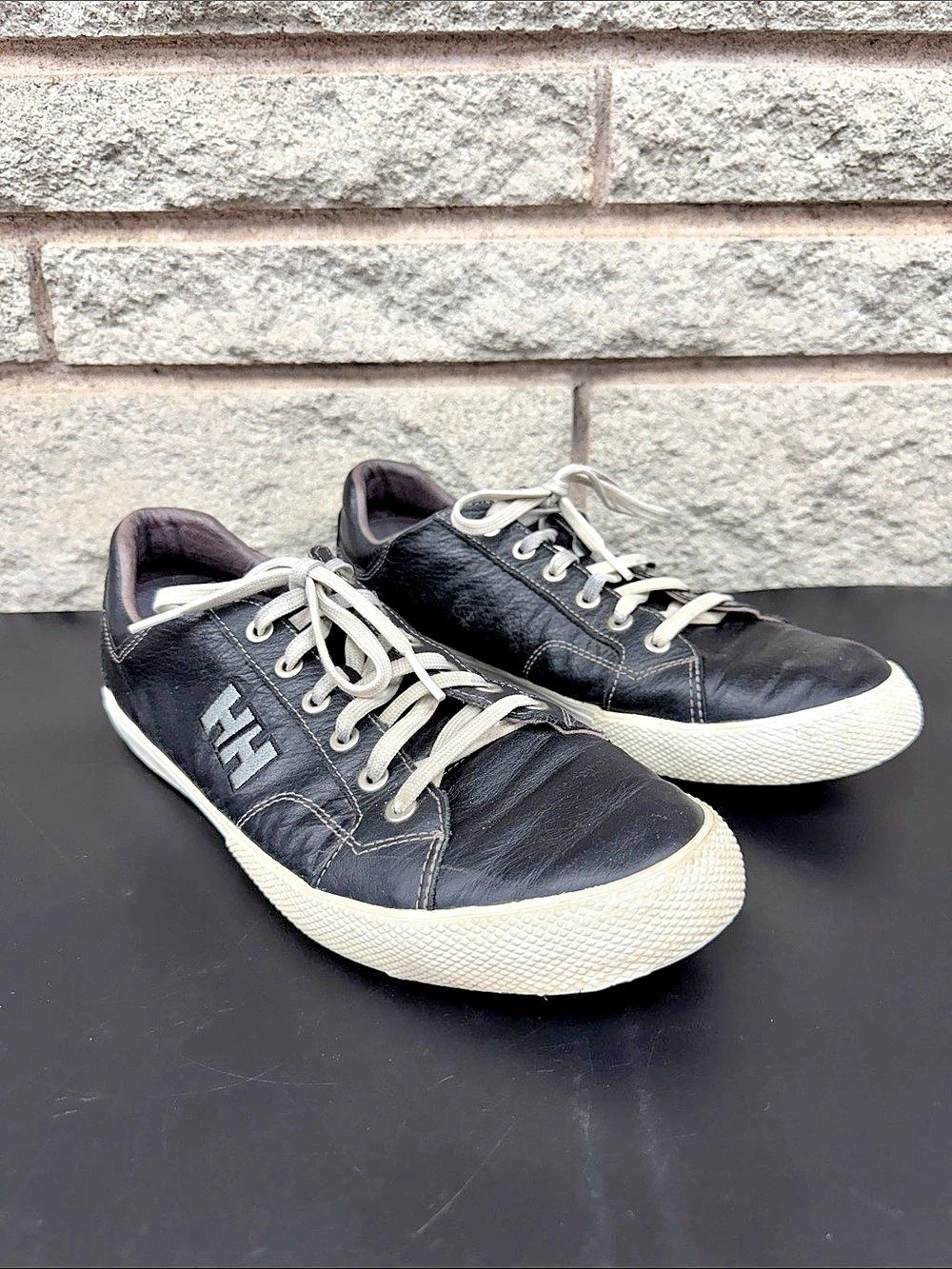 Helly Hansen Black Leather Sneakers EU 43 / US 9.5
